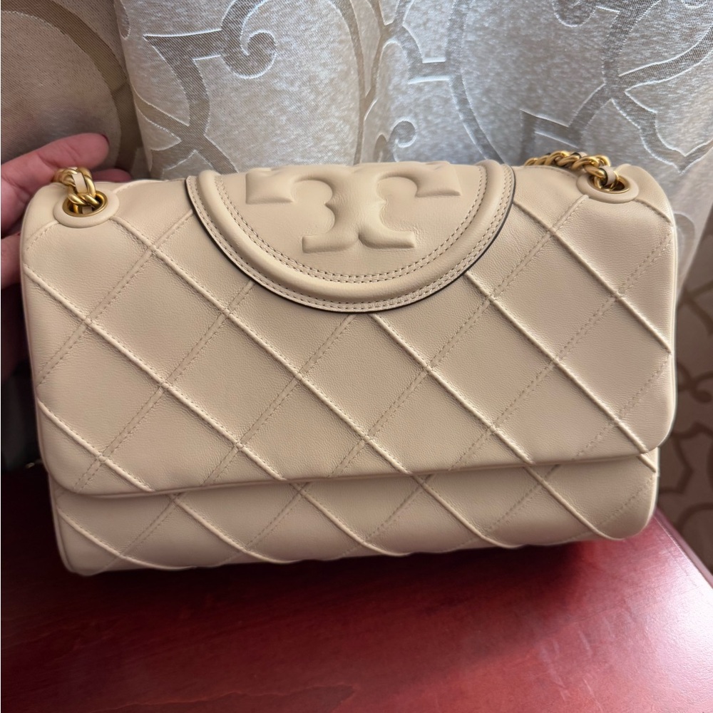 Tory Burch Fleming Soft Convertible Shoulder Bag